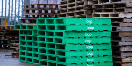 Choosing the right pallets for your business with loop